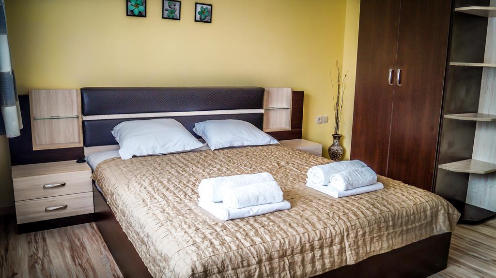 Guest House Meridi Priseltsi Exterior photo