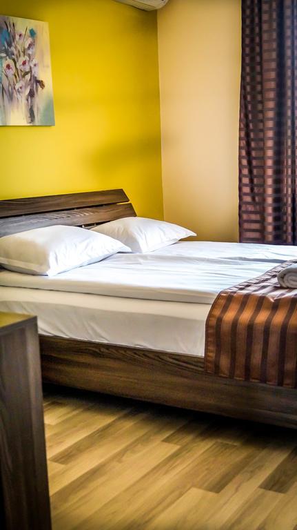 Guest House Meridi Priseltsi Exterior photo